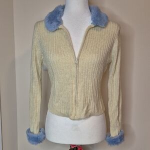 Vintage Getaway Cream Ribbed Cardigan with Blue Faux Fur Accents
